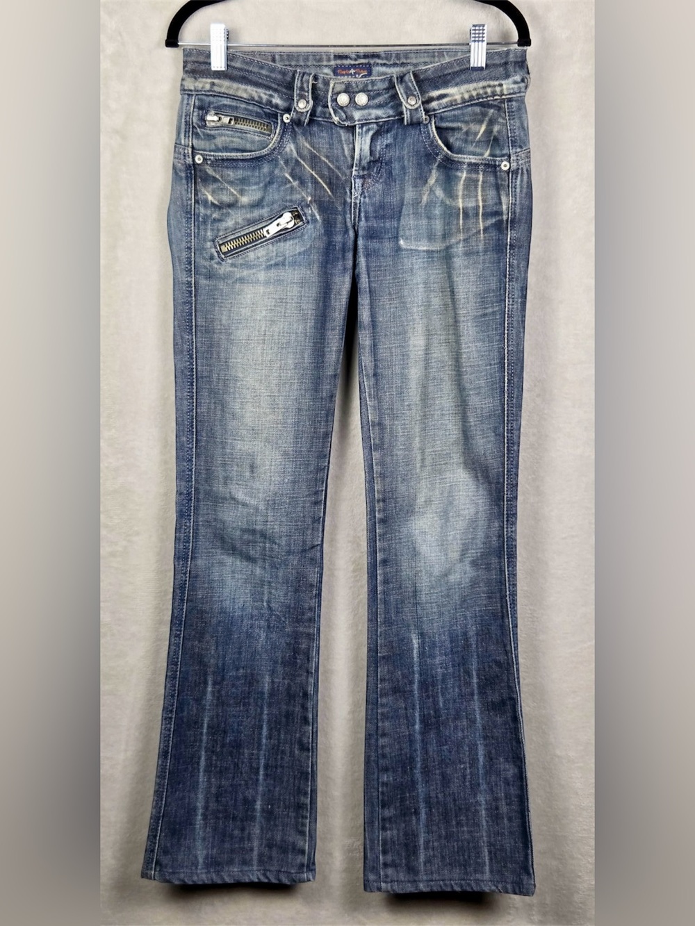 People4Peace Women’s Jeans💕